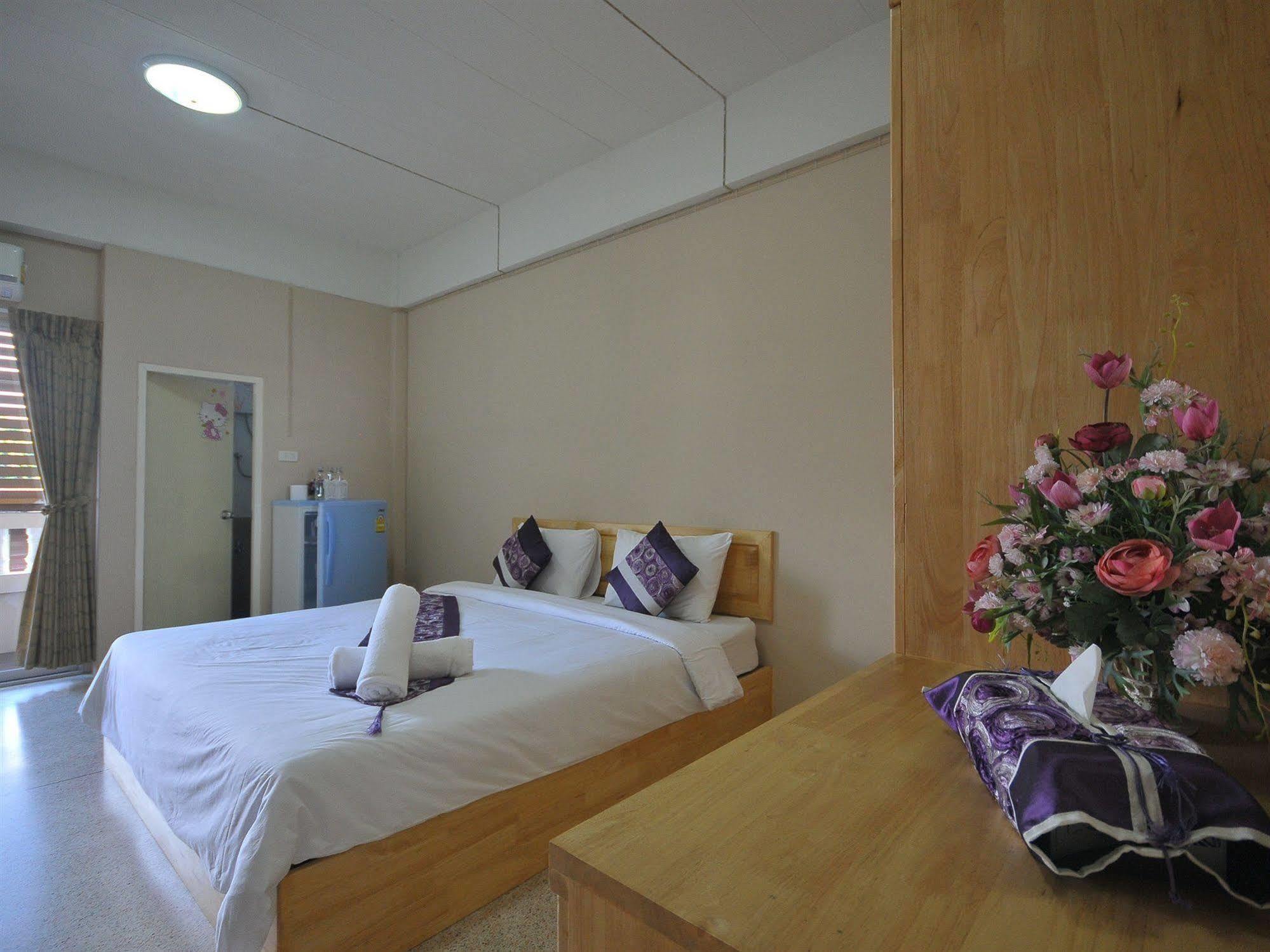 Seri 47 Residence Bangkok Kültér fotó